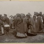 Коллекция Исаака Сербава 1911-12 годов, цыгане на ярмарке в Петрикове, Российская Империя (74retro)